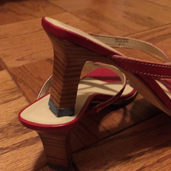 ⤵️RALPH LAUREN HEELS⤵️ - Picture 3 of 5